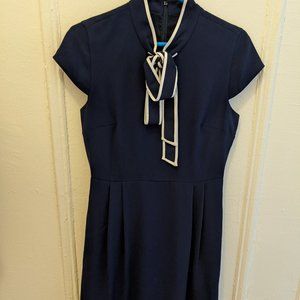J Crew Tie-neck dress in 365 crepe, size 6